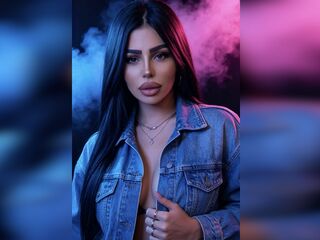hot cam girl masturbating with vibrator LunaVixe