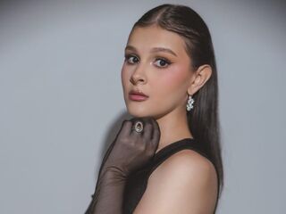 web cam live LyanaGomez