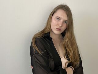 chatwhore MadalineMosman