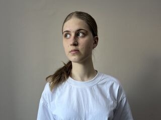 live webcam model MaganPedaci