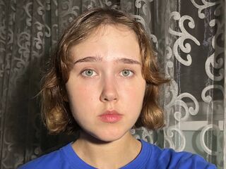 hot girl webcam MariaSavastru