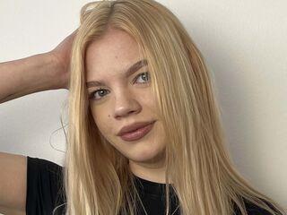 free webcam chat room MariaTownsen