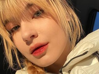 fingering camgirl picture MarianaMeola