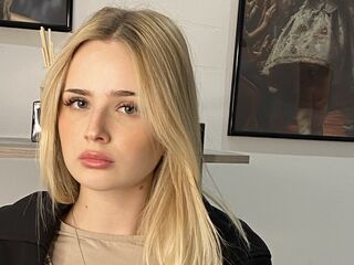 sex cam MarnieRhyner