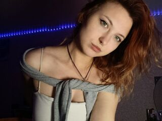 hot naked webcamgirl MaudieTuttle