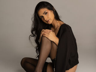 live chat MelanieBaker