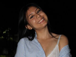 hot cam girl masturbating with dildo MiaSauvage