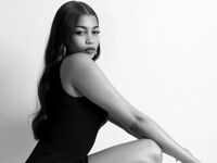 sex show online MilaJohn