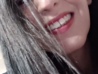 camgirl shaving pussy MonicaFerilli