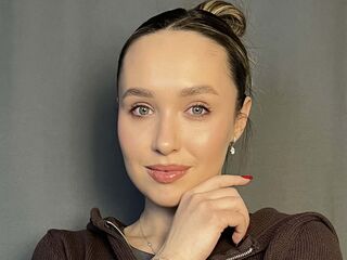 cambitch MonicaPrecella