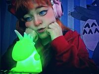 web cam show NahomiParker