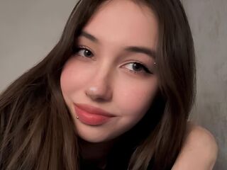 naked webcamgirl video NaomiWinslet