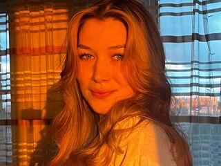 adult webcam chatroom NoaWinslow