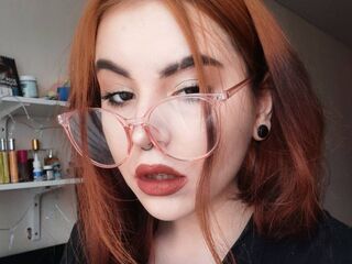 shower live cam OletaSuffern