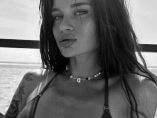 naked girl with webcam masturbating OliviaMazu