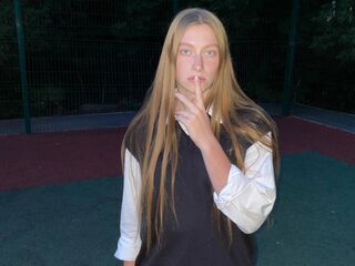 webcam bitch chatroom PandoraPoteat