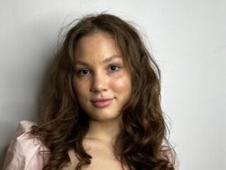 hot webcam slut RegenaCrichlow