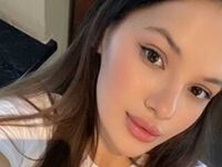 nude cam SantinaHeckle