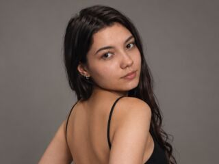 camgirl chatroom SophieShark