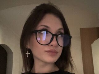 camgirl playing with sextoy TianaGolberg