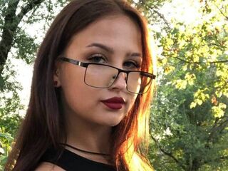 live striptease TiffaneyHews