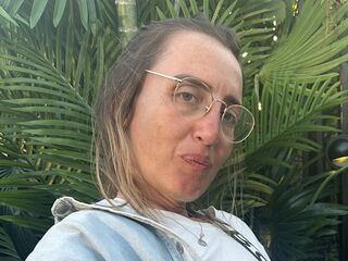 hot strip tease web cam Usagii