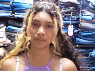 free live cam chat ZoeFletcher